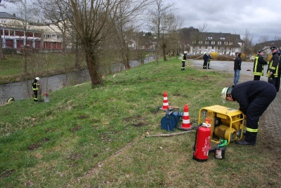 ZOOM (800 x 533)
2012_Maerz_TM2_026.jpg
305.16 KB