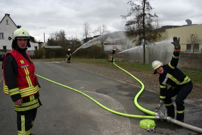 ZOOM (800 x 533)
2012_Maerz_TM2_051.jpg
230.43 KB