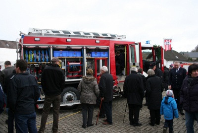 ZOOM (800 x 533)
2013_Grevenstein_neusFahrzeug_18.jpg
268.6 KB