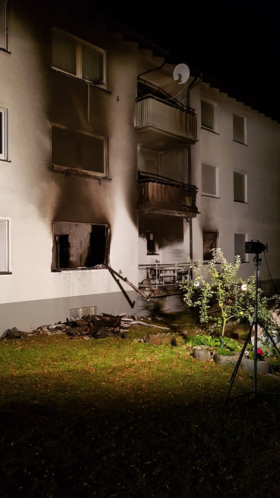 ausgebrannte Wohnung in Mehrfamilienhaus in Bestwig-Velmede ausgebrannte Wohnung in Mehrfamilienhaus in Bestwig-Velmede