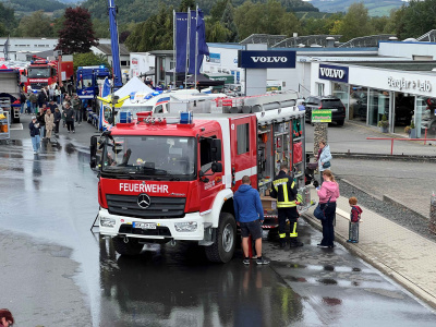 Blick auf die Blaulichtmeile