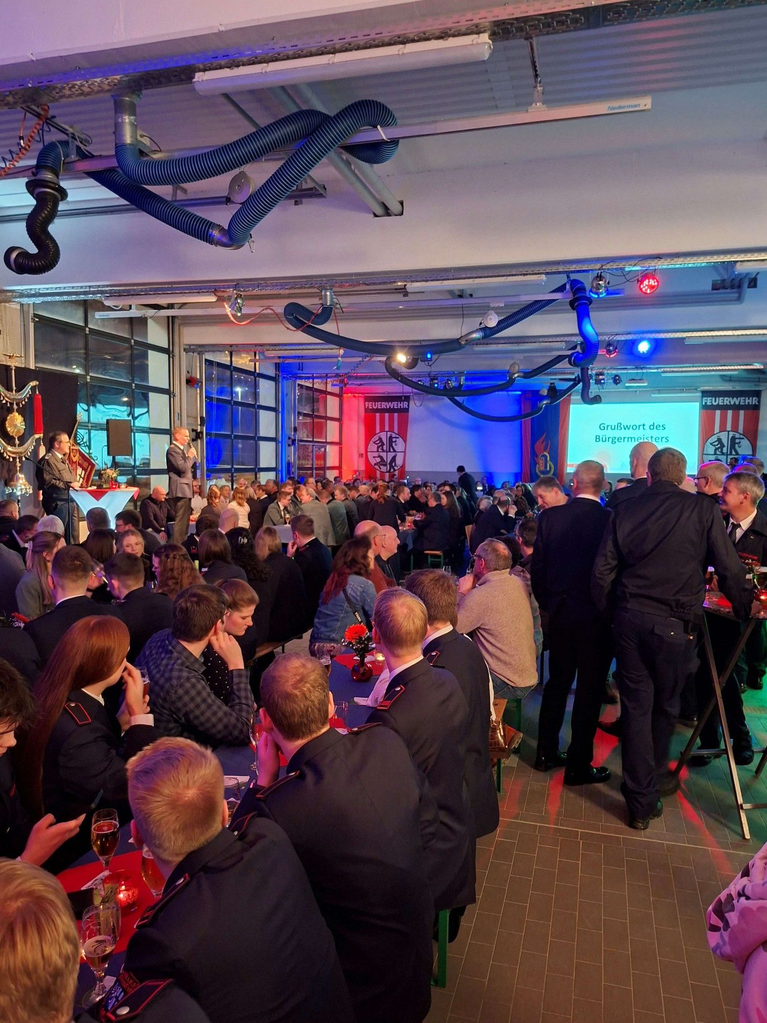 Begr��ung durch Thomas Arenhoevel und Sebastian Helleberg