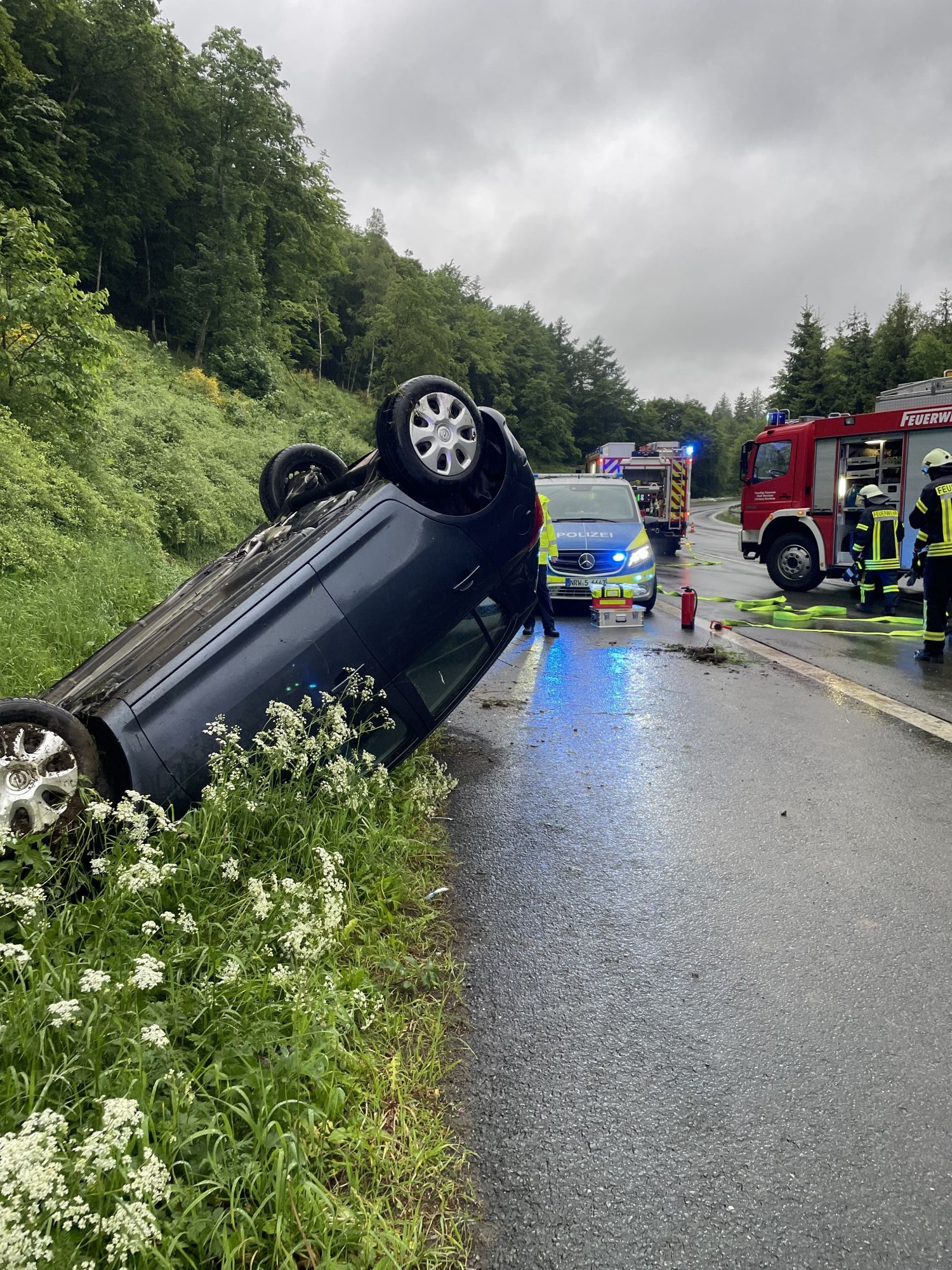 Verunfallter PKW Verunfallter PKW