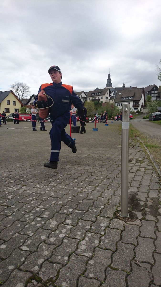 jf_eversberg-wehrstapel/2017-05-13-KFWT104.jpg jf_eversberg-wehrstapel/2017-05-13-KFWT104.jpg