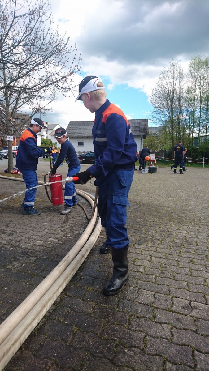 jf_eversberg-wehrstapel/2017-05-13-KFWT116.jpg jf_eversberg-wehrstapel/2017-05-13-KFWT116.jpg