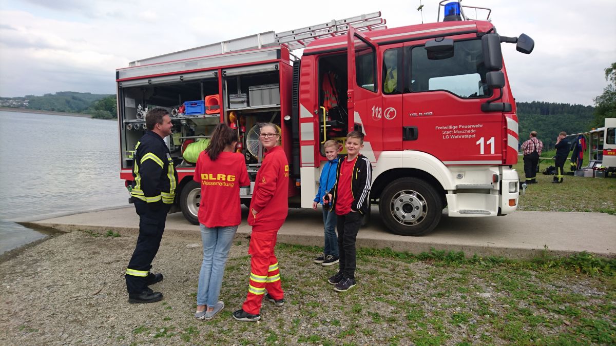 jf_eversberg-wehrstapel/2017-06-12-DLRG15.jpg jf_eversberg-wehrstapel/2017-06-12-DLRG15.jpg
