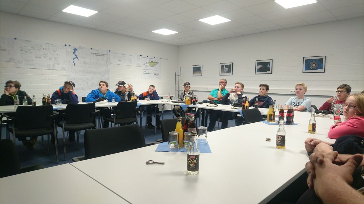 jf_eversberg-wehrstapel/2017-10-16-Wasserwerk2.jpg jf_eversberg-wehrstapel/2017-10-16-Wasserwerk2.jpg