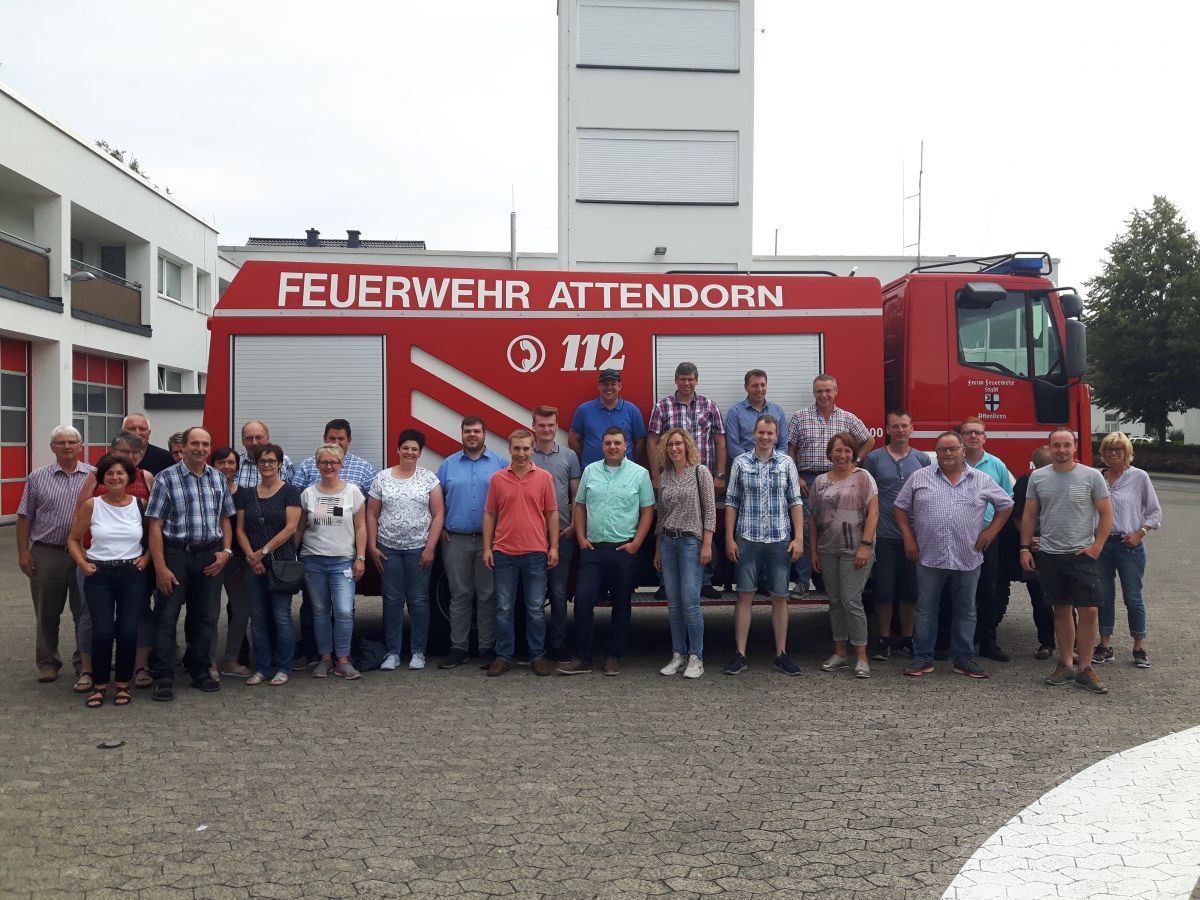 Gruppenfoto Feuerwehrfahrt Gruppenfoto Feuerwehrfahrt
