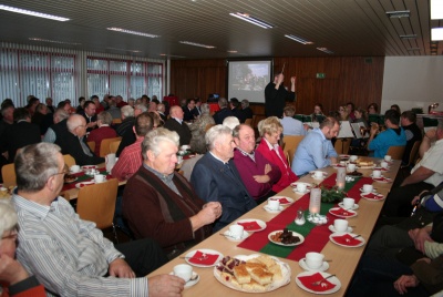 ZOOM (800 x 533)
2013_Adventsfeier_Ehrenabteilung_10.jpg
320.85 KB