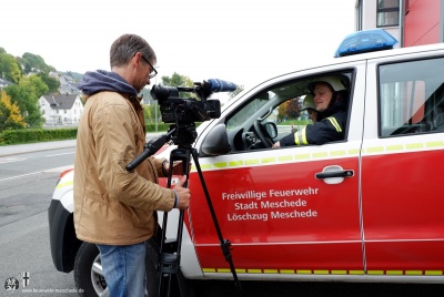 ZOOM (1200 x 802)
2017_Dienstausweis_WDR-Dreh_004.jpg
404 KB