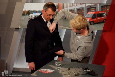 ZOOM (1200 x 802)
2017_Dienstausweis_WDR-Dreh_026.jpg
390.88 KB