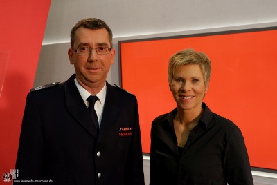 ZOOM (1200 x 802)
2017_Dienstausweis_WDR-Dreh_031.jpg
304.55 KB