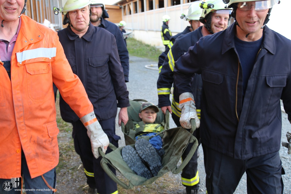 stadt_aktivitaeten_2018/2018-3ter_LZ-Rettung_Uebung_011.jpg stadt_aktivitaeten_2018/2018-3ter_LZ-Rettung_Uebung_011.jpg