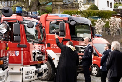 Segung neuer Einsatzfahrzeuge